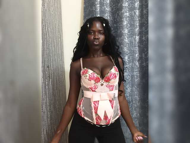 Keysha117 live cam on BongaCams