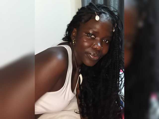 Keysha117 live cam on BongaCams