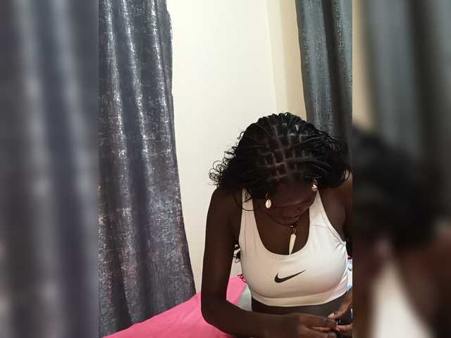 Keysha117 live cam on BongaCams
