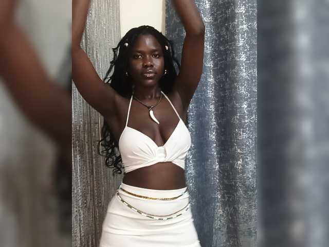 Keysha117 live cam on BongaCams