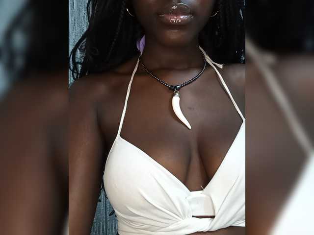 Keysha117 live cam on BongaCams