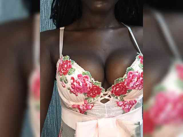 Model: Keysha117