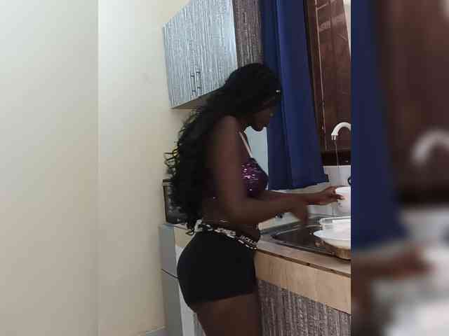 Model: Keysha117