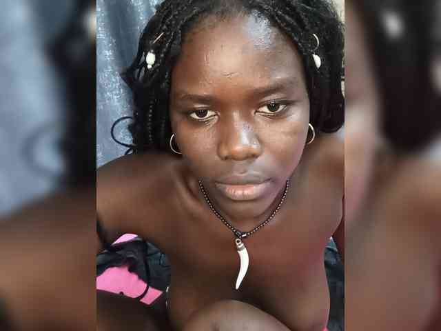 Model: Keysha117