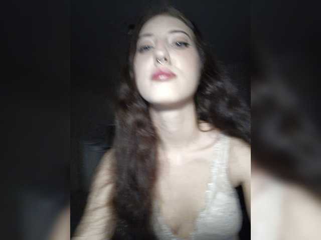 AlishaFomalgaut live cam on BongaCams
