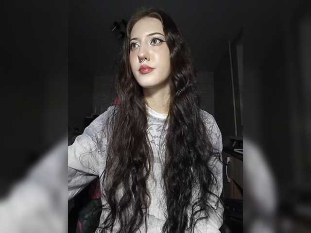 AlishaFomalgaut live cam on BongaCams