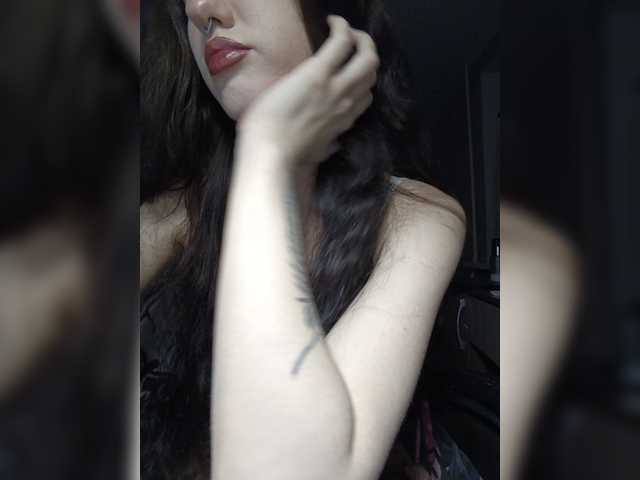 AlishaFomalgaut live cam on BongaCams