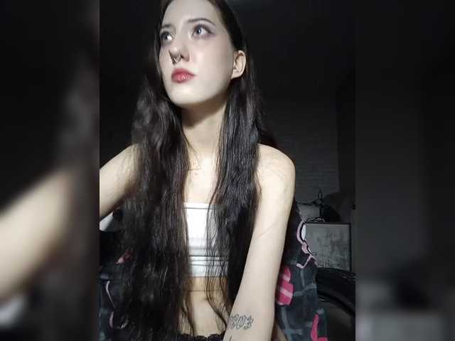 AlishaFomalgaut live cam on BongaCams