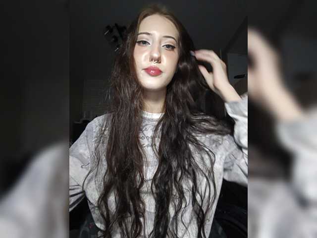 AlishaFomalgaut live cam on BongaCams