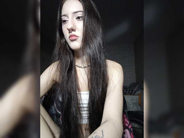 AlishaFomalgaut live cam on BongaCams
