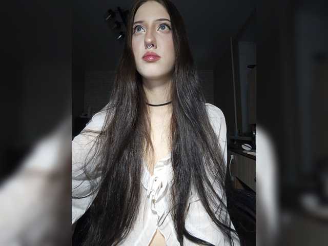 AlishaFomalgaut live cam on BongaCams