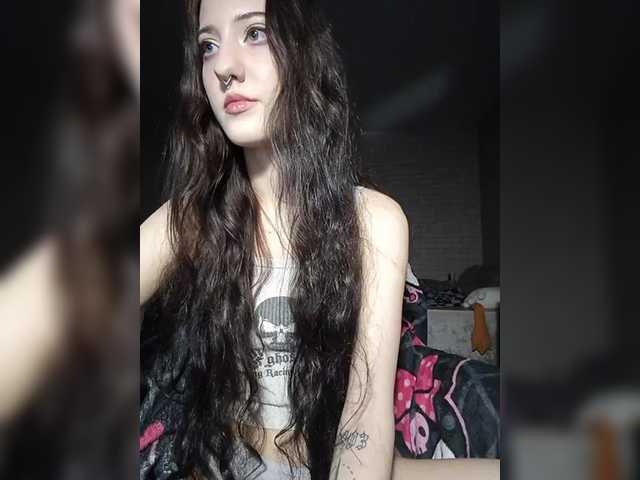 AlishaFomalgaut live cam on BongaCams
