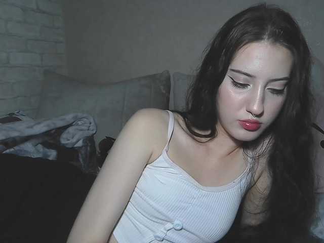 AlishaFomalgaut live cam on BongaCams