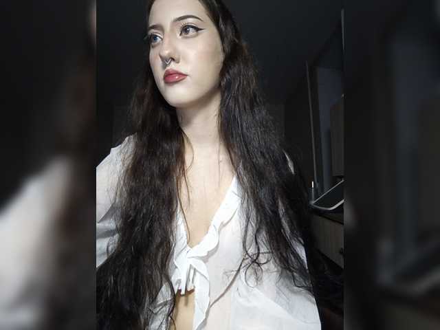 AlishaFomalgaut live cam on BongaCams