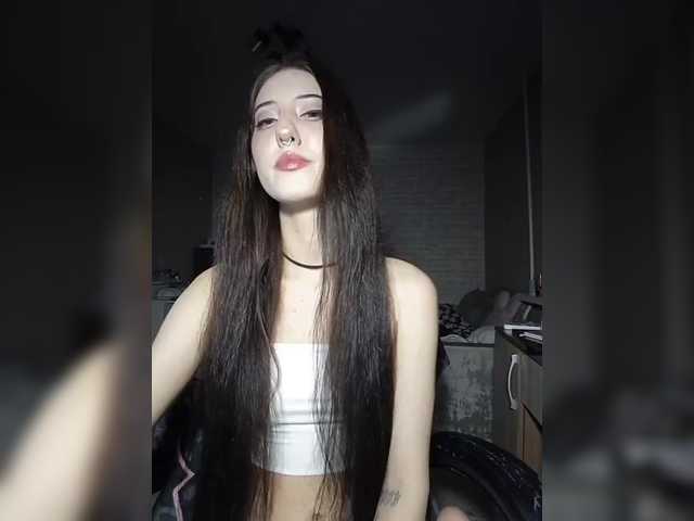 AlishaFomalgaut live cam on BongaCams
