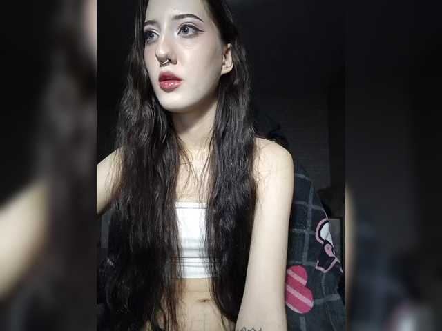 AlishaFomalgaut live cam on BongaCams