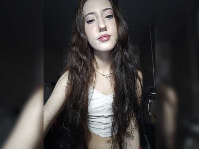AlishaFomalgaut live cam on BongaCams