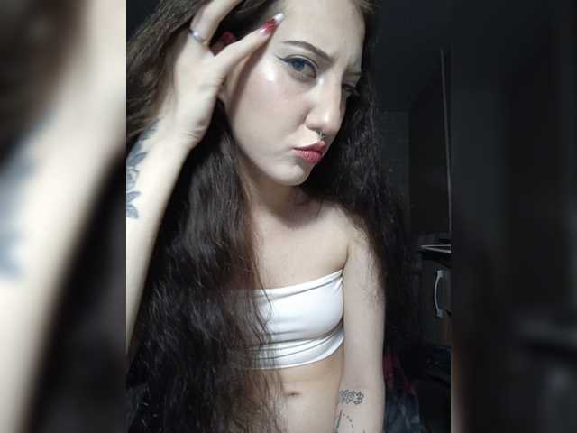AlishaFomalgaut live cam on BongaCams