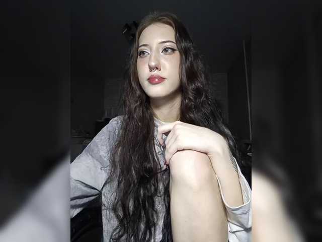 AlishaFomalgaut live cam on BongaCams