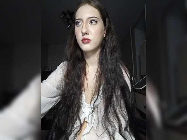 AlishaFomalgaut live cam on BongaCams