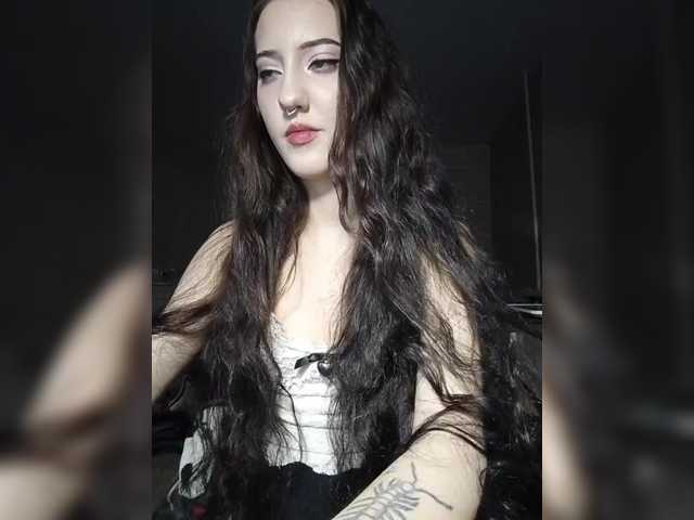 AlishaFomalgaut live cam on BongaCams