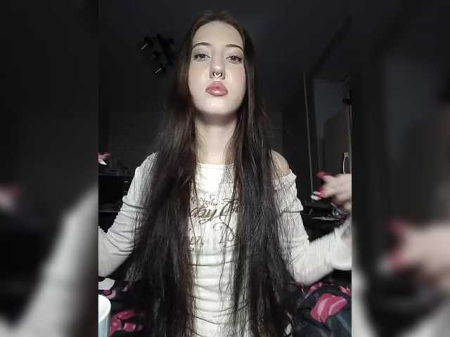 AlishaFomalgaut live cam on BongaCams