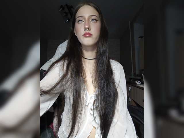 AlishaFomalgaut live cam on BongaCams