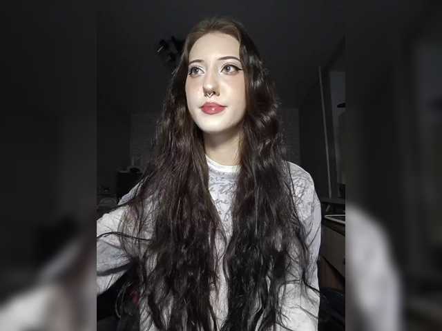 AlishaFomalgaut live cam on BongaCams