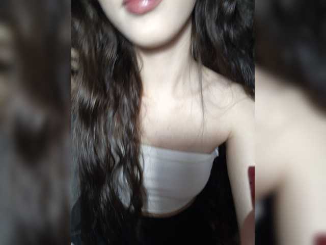 AlishaFomalgaut live cam on BongaCams