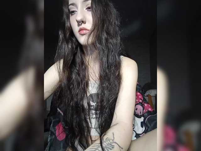 AlishaFomalgaut live cam on BongaCams