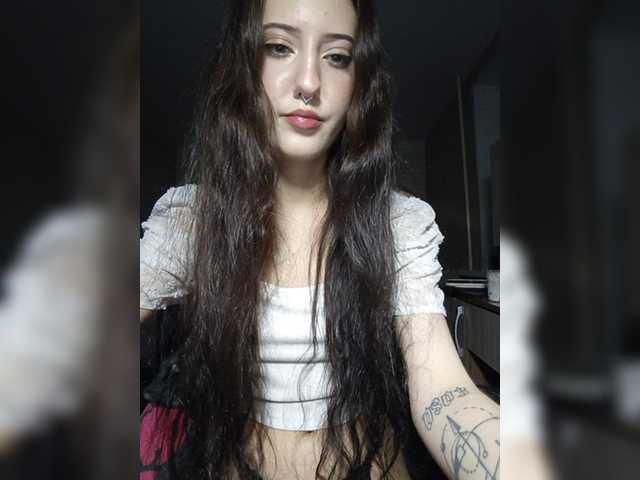 AlishaFomalgaut live cam on BongaCams