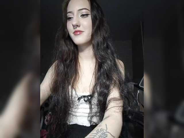 AlishaFomalgaut live cam on BongaCams