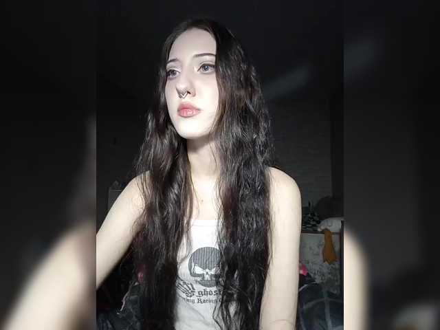 AlishaFomalgaut live cam on BongaCams