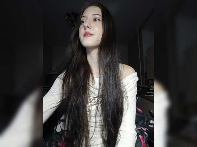 AlishaFomalgaut live cam on BongaCams