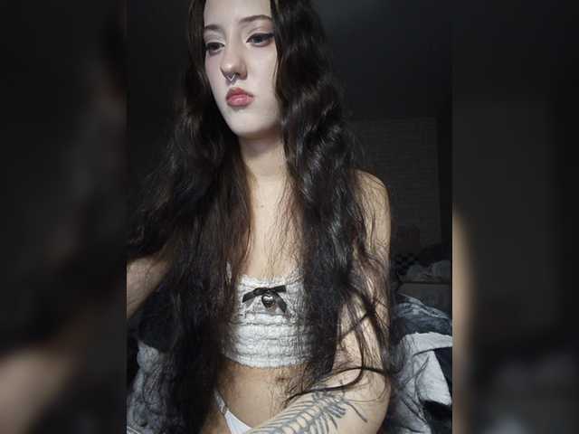 AlishaFomalgaut live cam on BongaCams