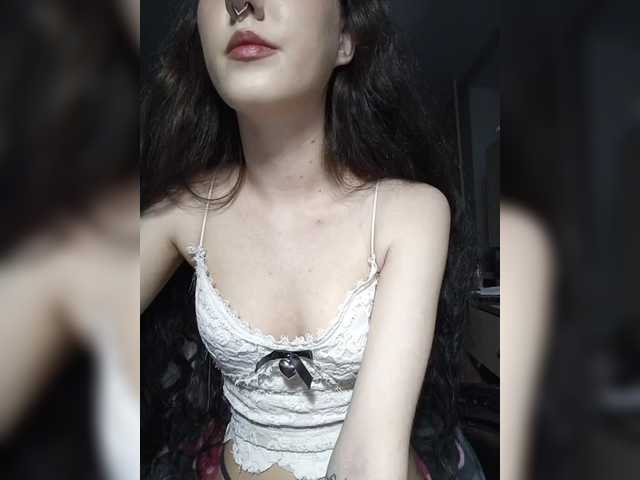 AlishaFomalgaut live cam on BongaCams
