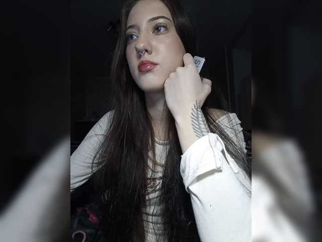 AlishaFomalgaut live cam on BongaCams