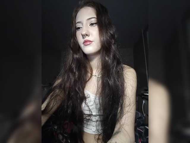 AlishaFomalgaut live cam on BongaCams