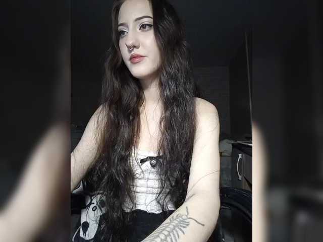 AlishaFomalgaut live cam on BongaCams