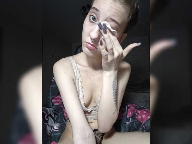 AlishaFomalgaut live cam on BongaCams