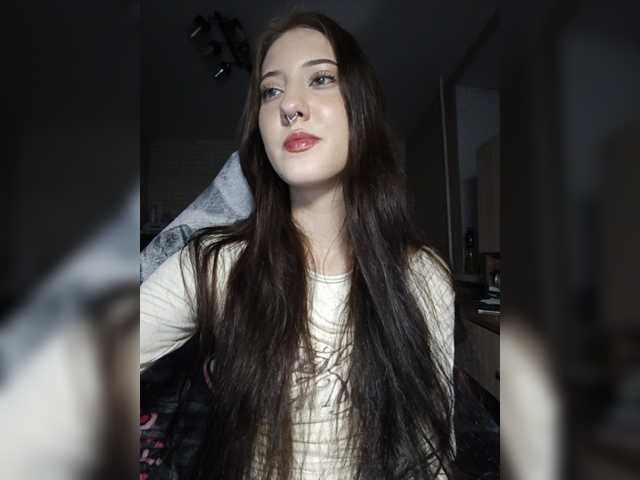 AlishaFomalgaut live cam on BongaCams