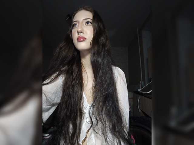 AlishaFomalgaut live cam on BongaCams