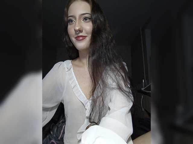 AlishaFomalgaut live cam on BongaCams
