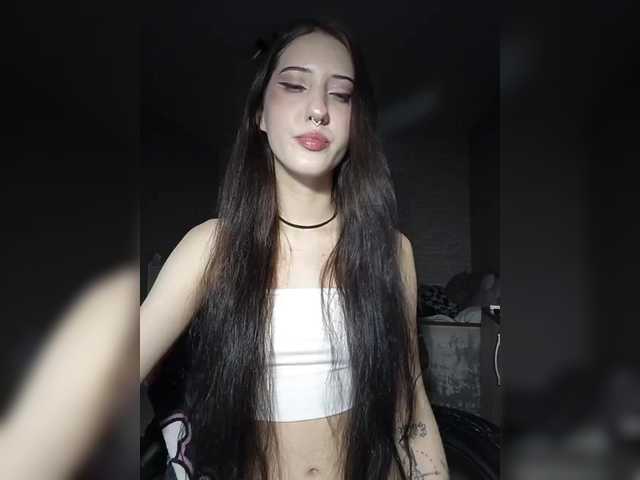AlishaFomalgaut live cam on BongaCams