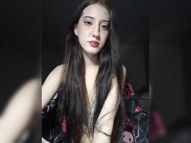 AlishaFomalgaut live cam on BongaCams