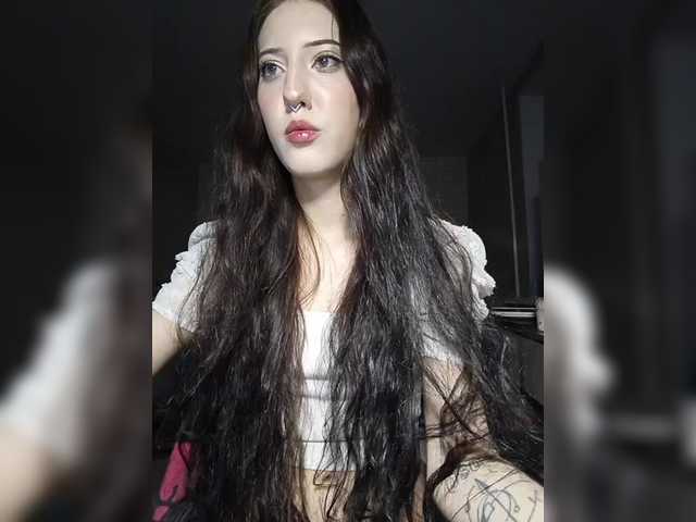 AlishaFomalgaut live cam on BongaCams