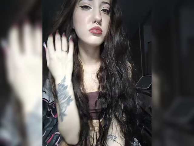 AlishaFomalgaut live cam on BongaCams