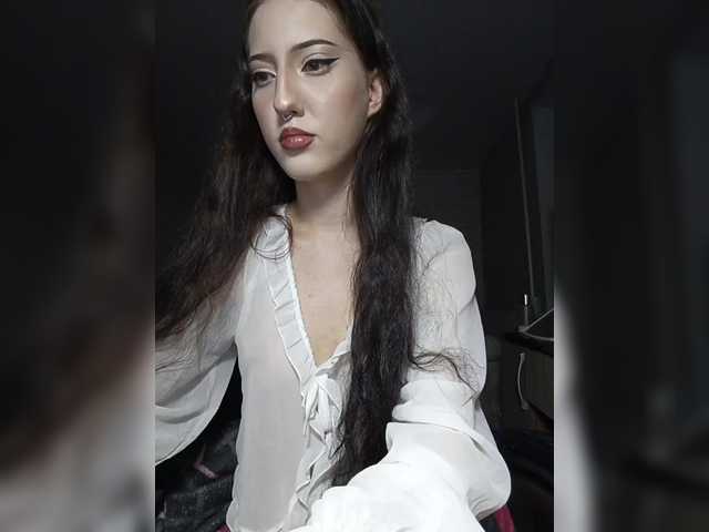 AlishaFomalgaut live cam on BongaCams