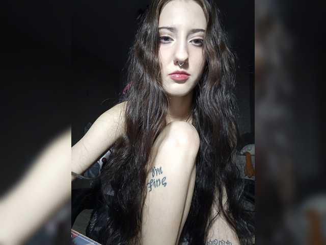 AlishaFomalgaut live cam on BongaCams