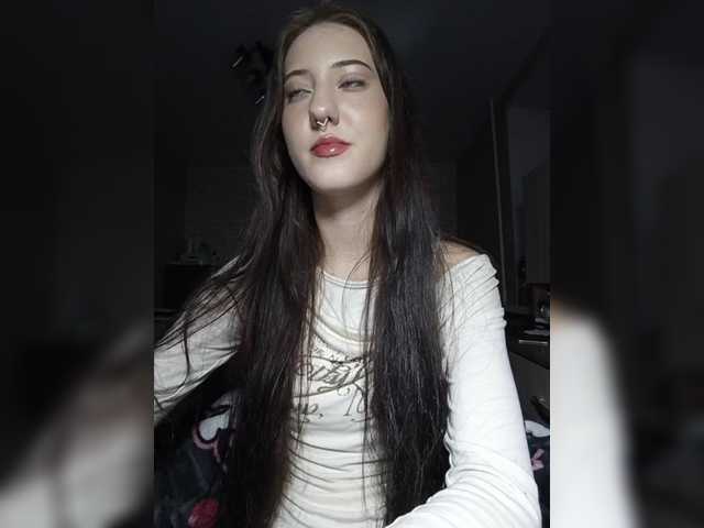 AlishaFomalgaut live cam on BongaCams
